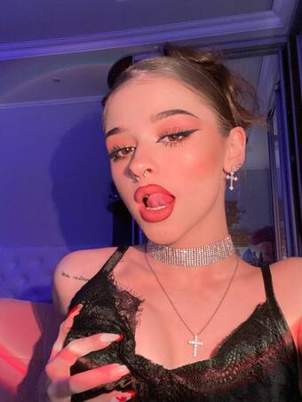 Проститутки Питера Топ 50 -   Лена